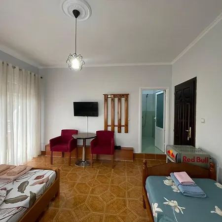 Eiffel's 3* Piskupat