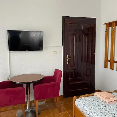 Konukevi Eiffel's Piskupat