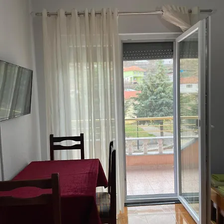 Eiffel's Konukevi Piskupat