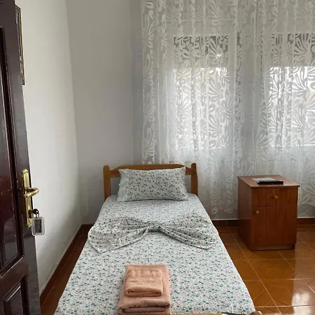 Eiffel's 3* Piskupat