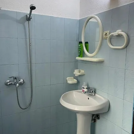 Eiffel's 3* Piskupat